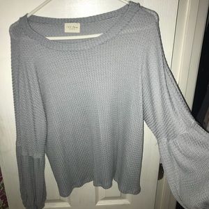 NWOT Bell sleeve sweater